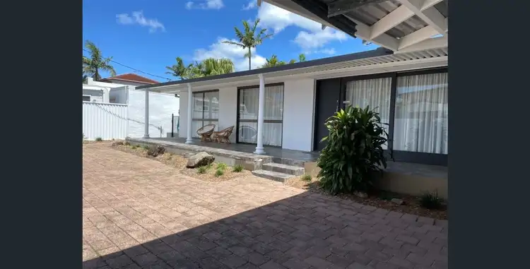 Second view of Homely house listing, 6 Pasadena Court, Broadbeach Waters QLD 4218