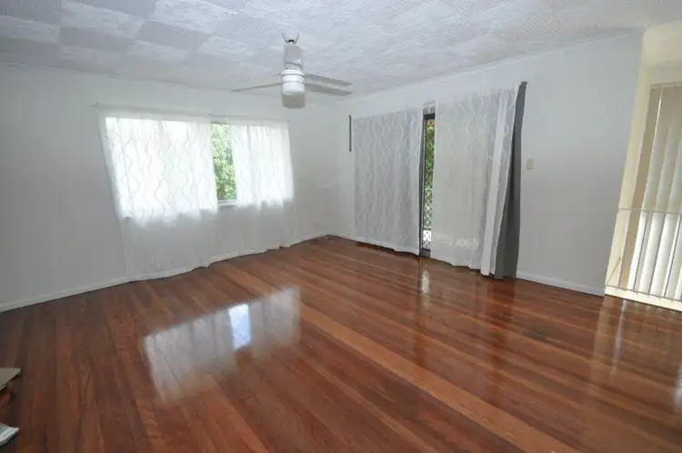 Second view of Homely house listing, 4 Merindah Street, Slacks Creek QLD 4127
