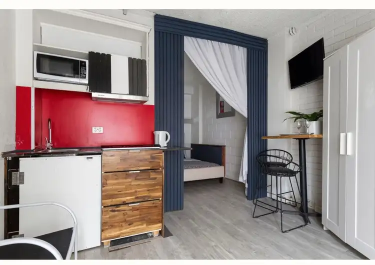 FLAT 810/500 FLINDERS STREET, Melbourne VIC 3000
