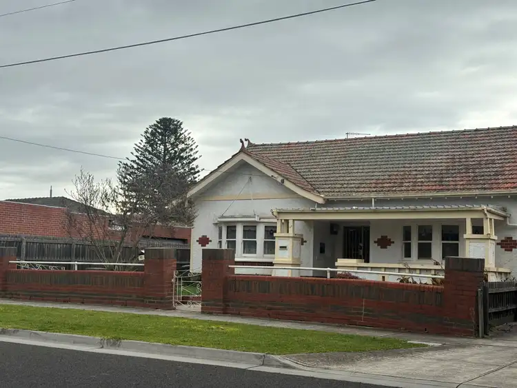 Main view of Homely semi-detached listing, 87 The Grove, Coburg VIC 3058