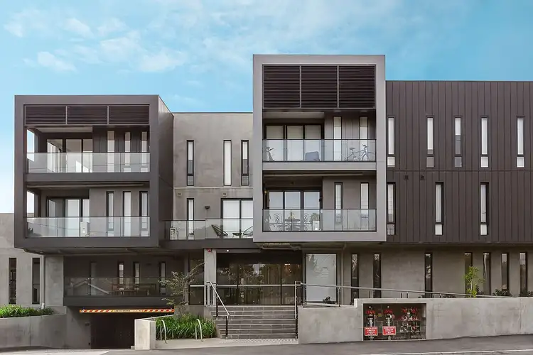 Main view of Homely apartment listing, UNIT 101/121 Barkers Road, Kew VIC 3101