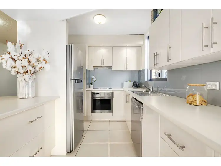 Second view of Homely apartment listing, 6/122 Raglan Street, Mosman NSW 2088