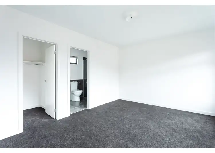 Fifth view of Homely townhouse listing, 1/172 Rathcown Road, Reservoir VIC 3073