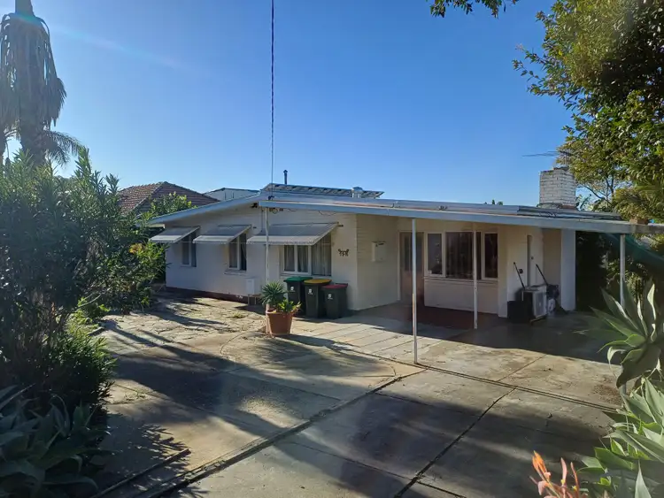 Main view of Homely house listing, 10 Chilgrove Way, Balga WA 6061