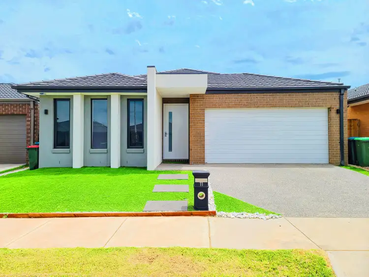 Main view of Homely house listing, 11 MAPLEWOOD CIRCUIT, Truganina VIC 3029