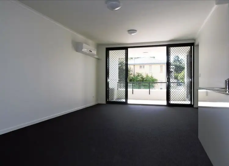 Fifth view of Homely unit listing, UNIT 10/109 Stoneleigh Street, Lutwyche QLD 4030