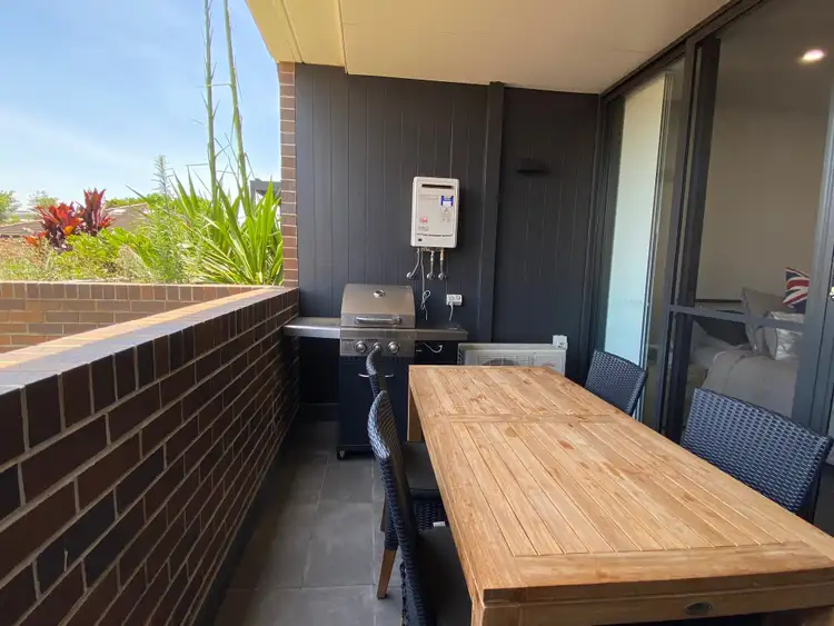 Main view of Homely apartment listing, UNIT 4/2 VEDA STREET, Hamilton NSW 2303