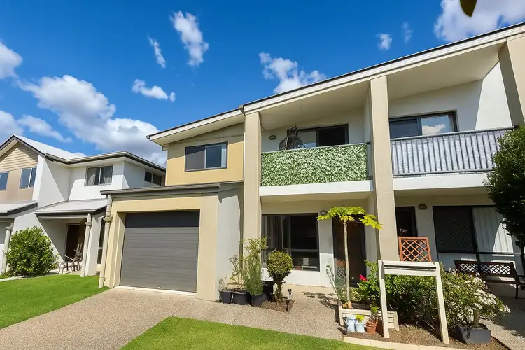 TOWNHOUSE 64/88 Shelduck Place, Calamvale QLD 4116