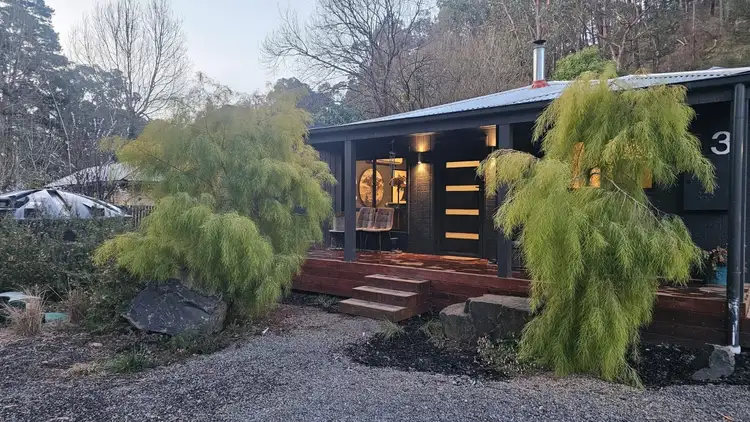 3 Long Gully Road, Flowerdale VIC 3717
