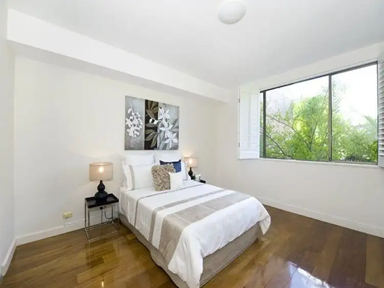 Third view of Homely unit listing, 18/1-5 Manns Avenue, Neutral Bay NSW 2089