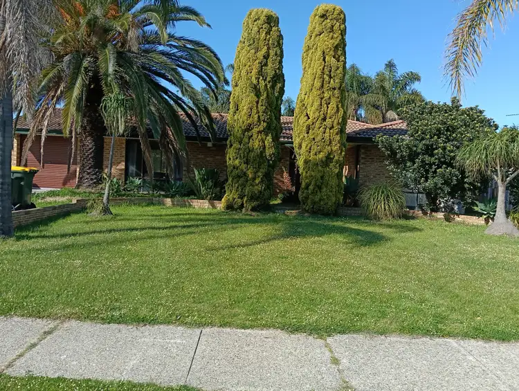 25 Swanley Street, Marangaroo WA 6064