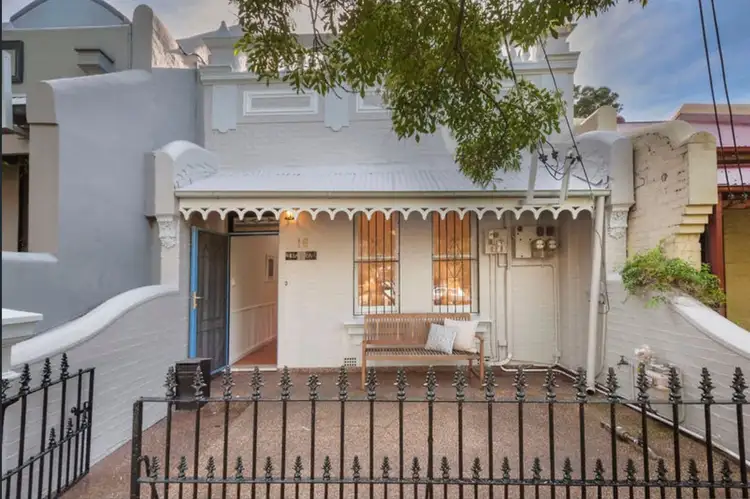 16 LINCOLN STREET, Stanmore NSW 2048