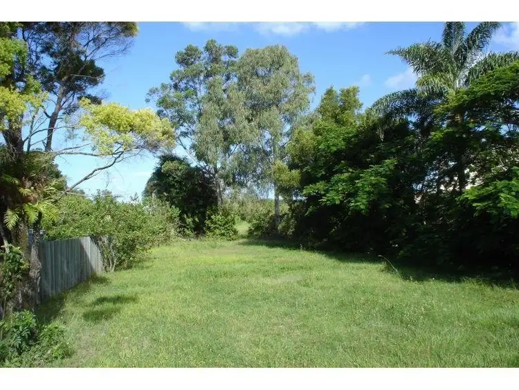 19 Myles Street, Tewantin QLD 4565