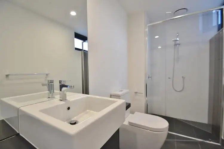 Sixth view of Homely apartment listing, 203/690 High Street, Thornbury VIC 3071