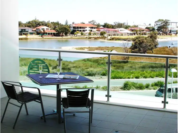 Fourth view of Homely apartment listing, 105/16 Dolphin Drive, Mandurah WA 6210