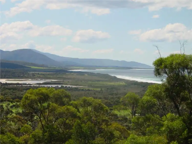 19 Rosedale Road, Bicheno TAS 7215