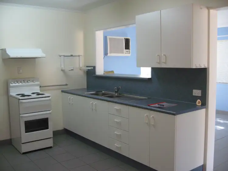 Fifth view of Homely unit listing, 1/9 Cook Crescent, Sunset QLD 4825