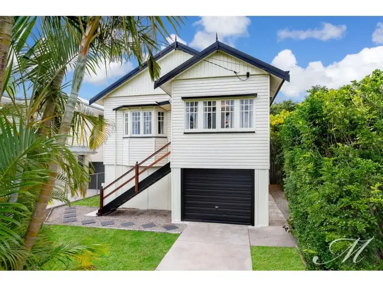 18 Caroline Street, Woody Point QLD 4019