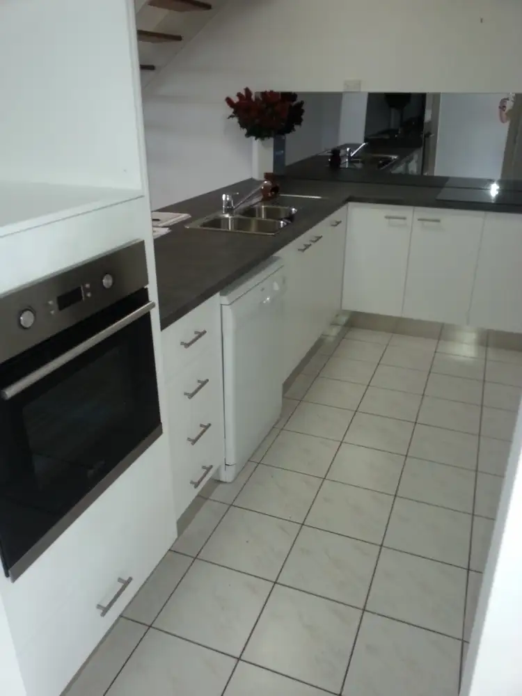 7/4 Sherwood Close, Mudgeeraba QLD 4213