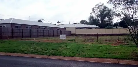 2A Waverley Street, North Toowoomba QLD 4350