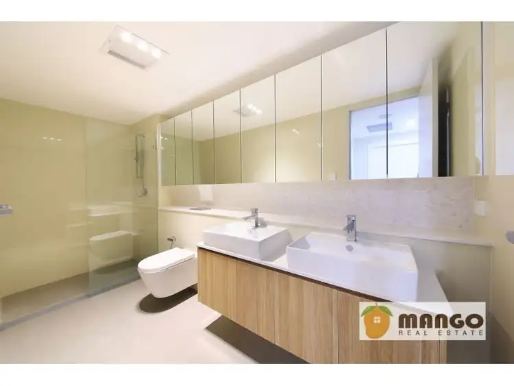 Fifth view of Homely unit listing, 602/551-567 Pacific Highway, St Leonards NSW 2065