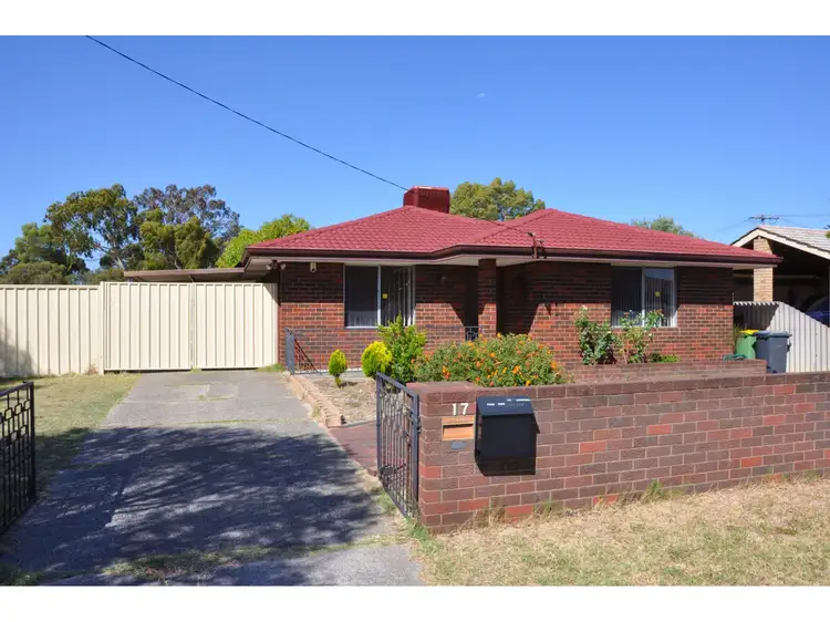 17 Hinkler Street, Kenwick WA 6107
