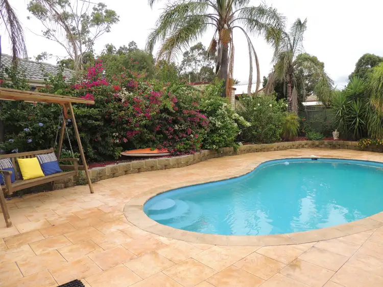 6 Jarrah Close, Bullsbrook WA 6084