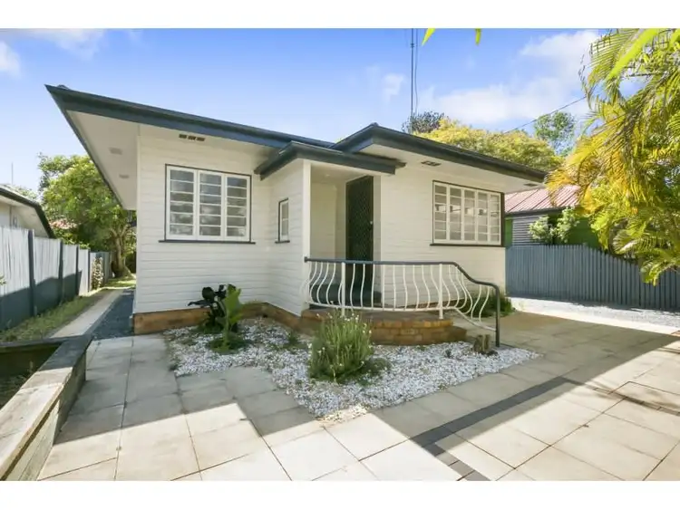 7 Walton Street, Southport QLD 4215