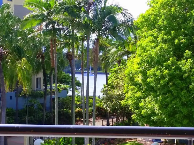 26/32 Newstead Terrace, Newstead QLD 4006