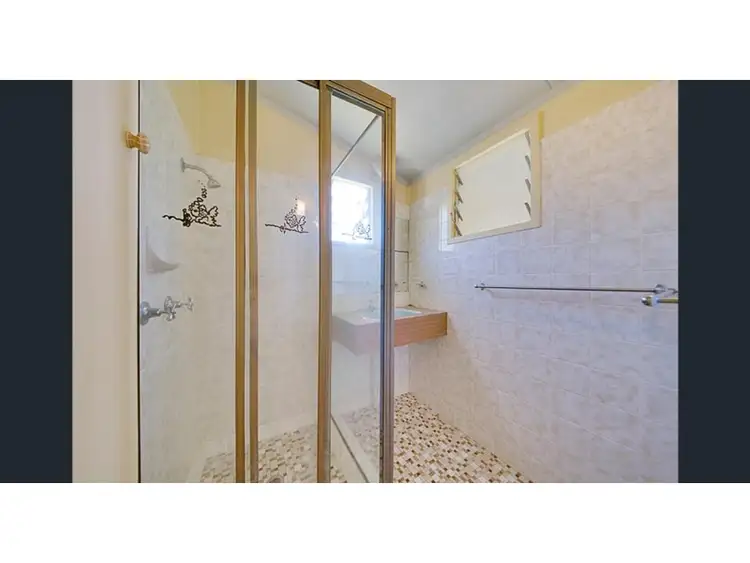 Seventh view of Homely house listing, 15 WARE AVENUE, Causeway Lake QLD 4703
