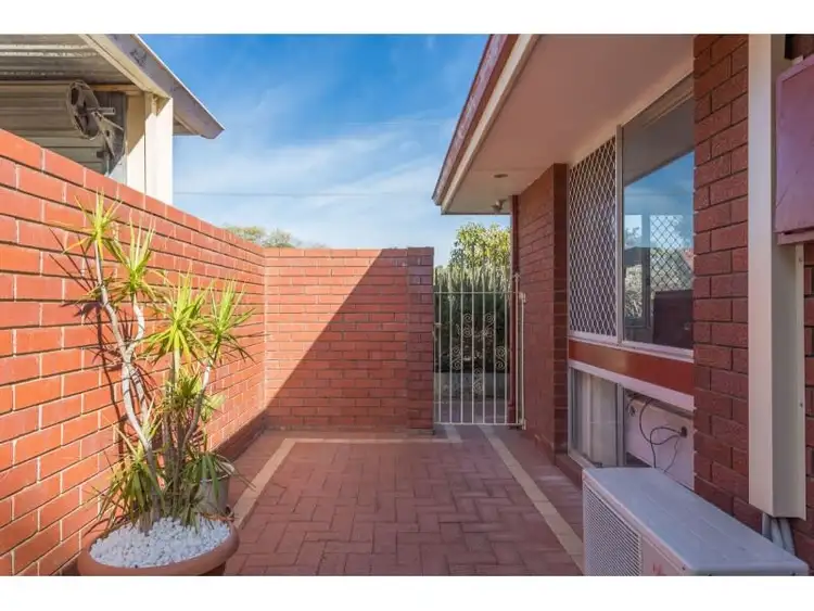 Fourth view of Homely house listing, 6 Currajong Crescent, Craigie WA 6025