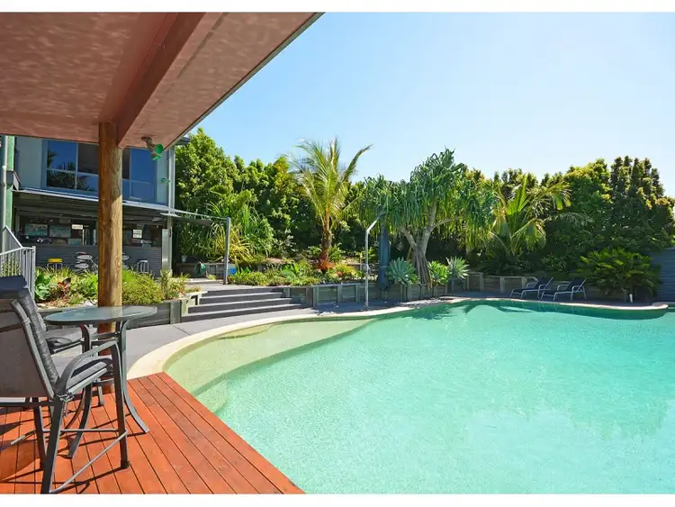 56 Palm Way, Dundowran Beach QLD 4655