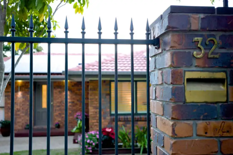 Main view of Homely house listing, 32 Lewana Street, Mansfield QLD 4122