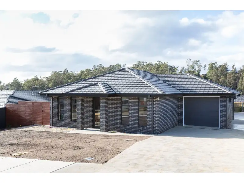 Main view of Homely unit listing, 1/23 Ridgeview Crescent, Riverside TAS 7250