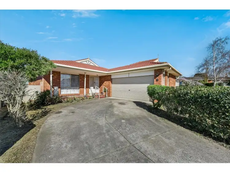 9 Cirrus Close, Hampton Park VIC 3976