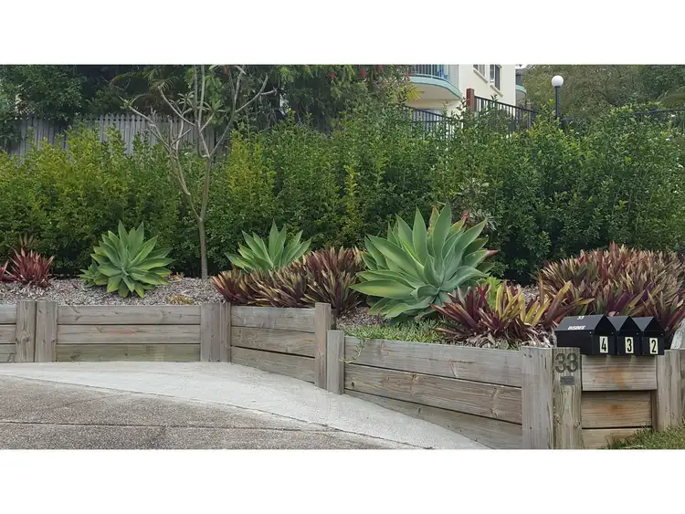 4/33 Pacific Terrace, Alexandra Headland QLD 4572