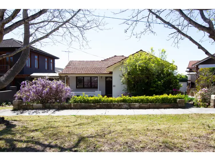 34 Narani Crescent, Northbridge NSW 2063