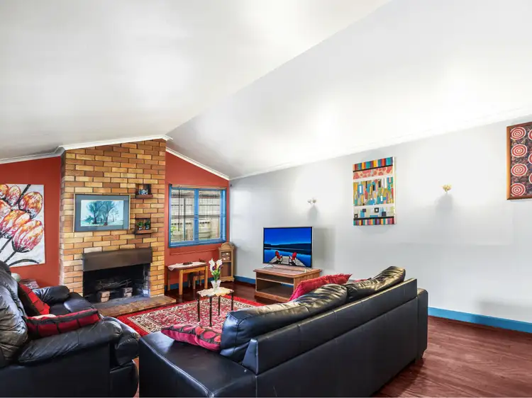 8 Risley Street, Carina QLD 4152