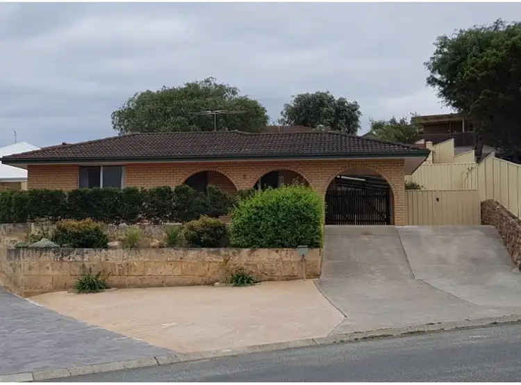 Main view of Homely house listing, 5 Hyacinth Close, Heathridge WA 6027