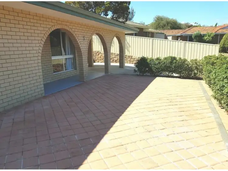 Fifth view of Homely house listing, 5 Hyacinth Close, Heathridge WA 6027
