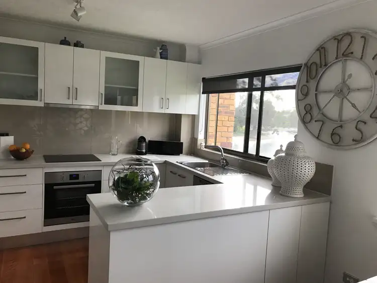 Sixth view of Homely unit listing, 2/14 Dunlop Court, Mermaid Waters QLD 4218