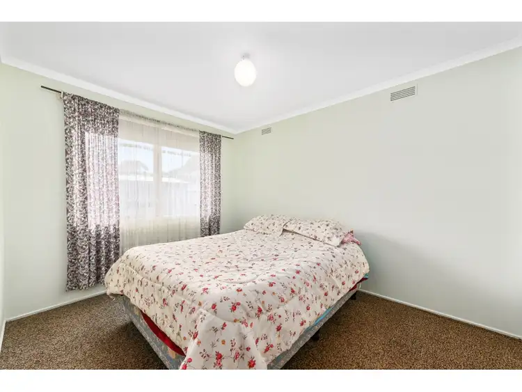 Sixth view of Homely house listing, 5 Wycombe Rise, Hampton Park VIC 3976