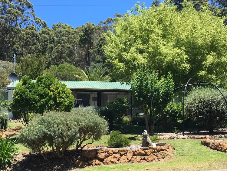 14 Campbell Road, Denmark WA 6333