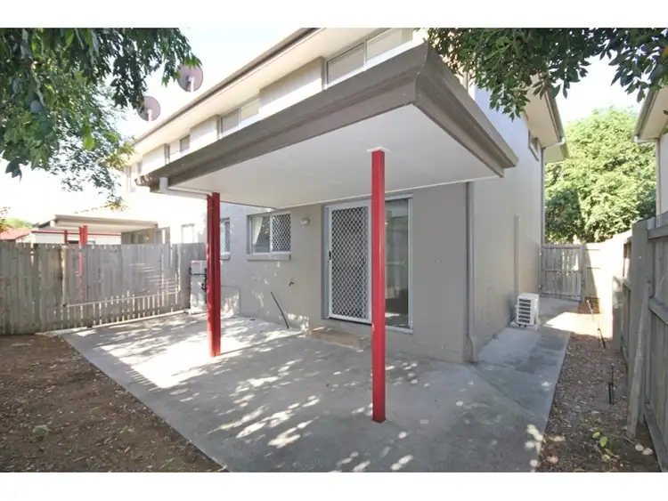 Fourth view of Homely townhouse listing, 28/2-8 Meadowbrook Drive, Meadowbrook QLD 4131