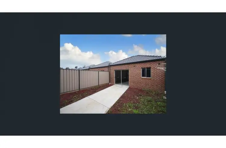 Third view of Homely townhouse listing, 7 Pipers Walk, Cairnlea VIC 3023