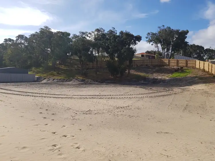 38 Grove Street West, Little Grove WA 6330