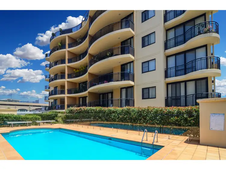 305/23-29 Hunter St, Hornsby NSW 2077
