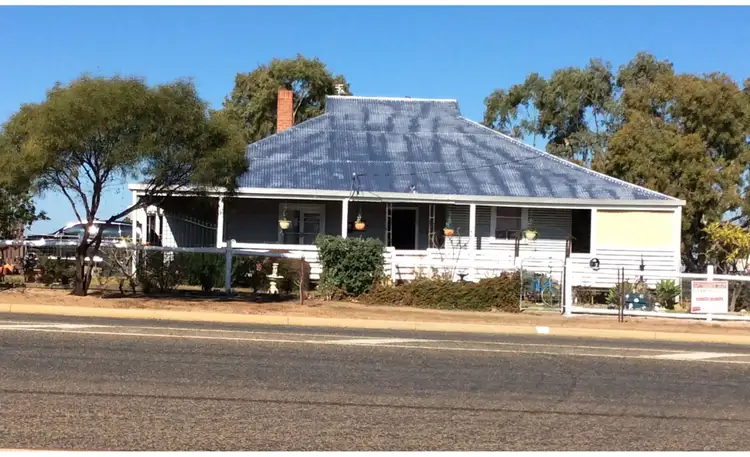 3 Goldfields Road, Dowerin WA 6461