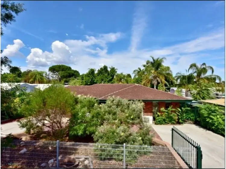 Second view of Homely house listing, 4 WOODBRIDGE CLOSE, Swan View WA 6056