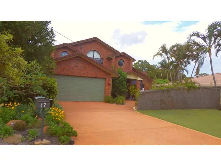 17 Sixth Avenue, Woorim QLD 4507